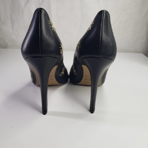 Alex + Alex Starburst Embroidered Pumps 9 Black Gold Star Heels - Picture 5 of 12